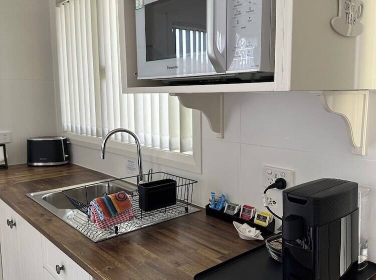 Blueberry Hills On Comleroy Farmstay   Self Contained Cottages