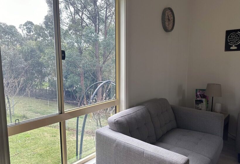 Blueberry Hills On Comleroy Farmstay   Self Contained Cottages