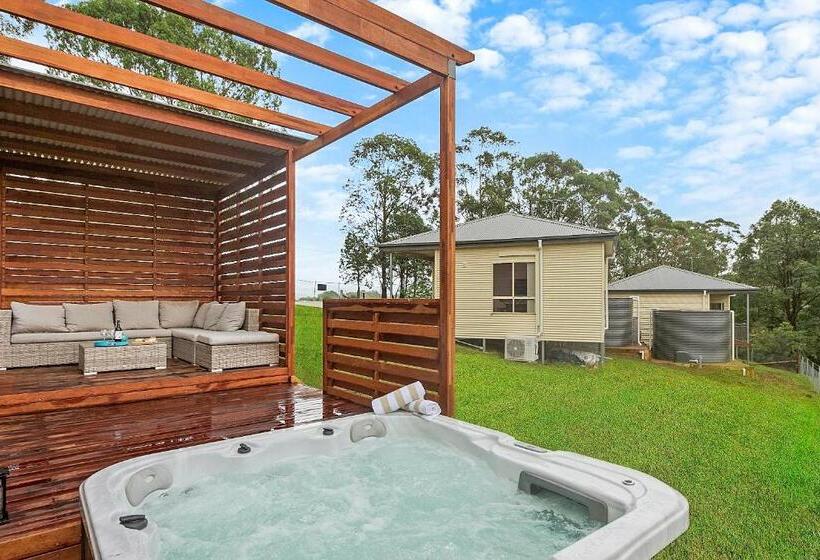 Blueberry Hills On Comleroy Farmstay   Self Contained Cottages