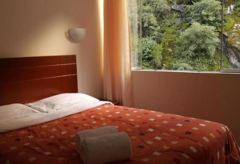 Casa Machu Picchu Hostel