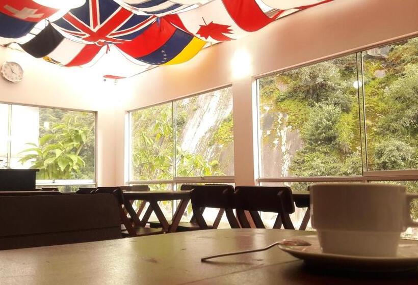 Casa Machu Picchu Hostel