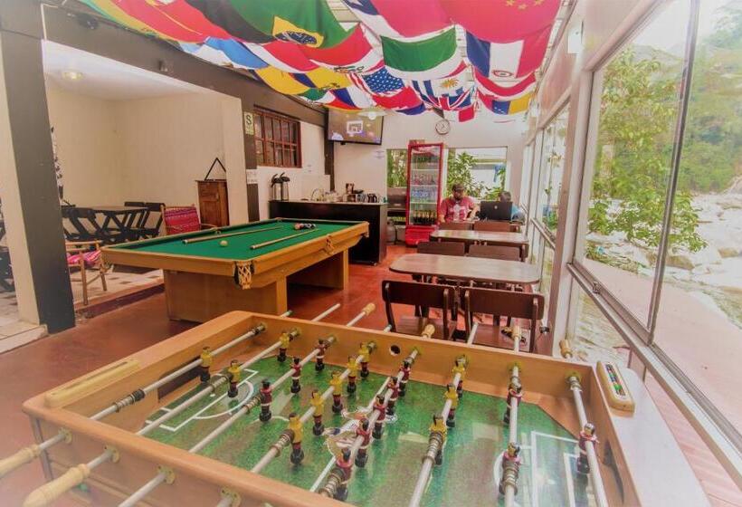 Casa Machu Picchu Hostel