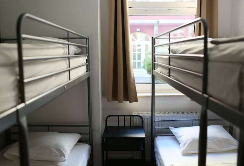 Elewator Gdańsk Hostel