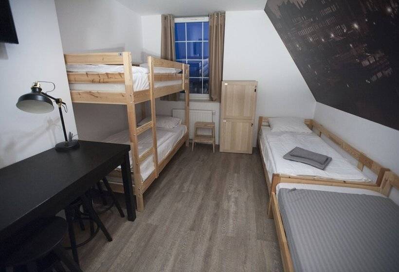 Elewator Gdańsk Hostel
