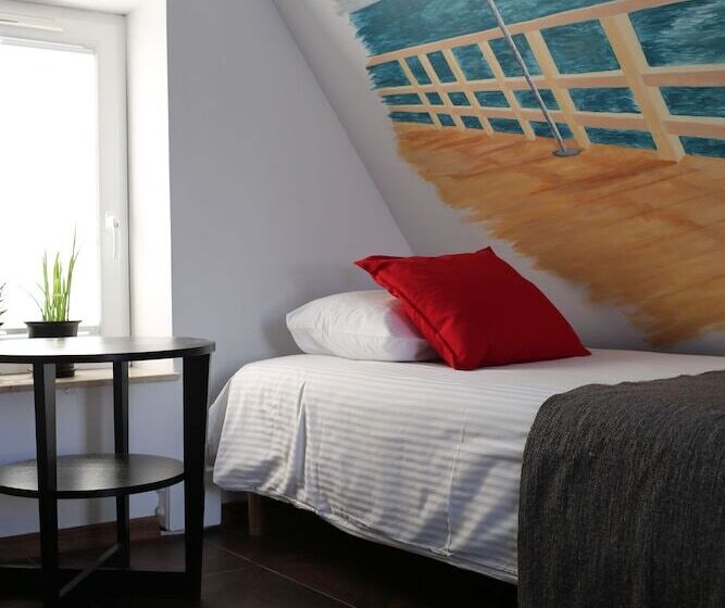 Elewator Gdańsk Hostel