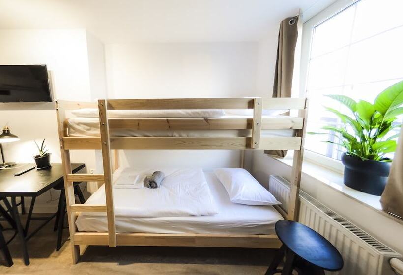 Elewator Gdańsk Hostel