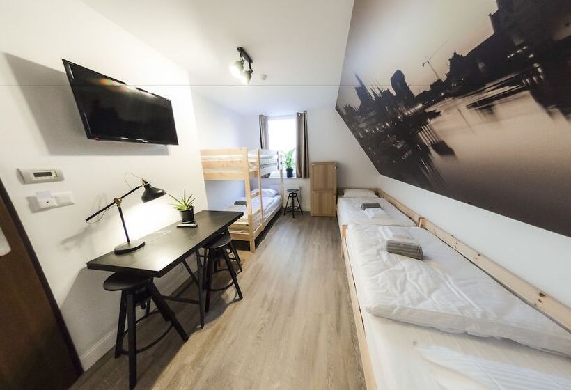 Elewator Gdańsk Hostel