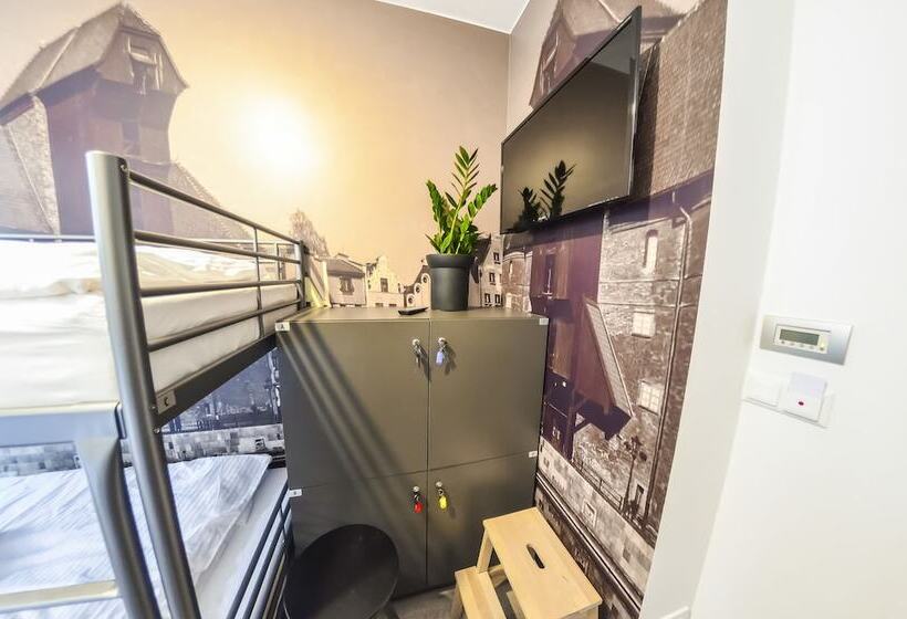 Elewator Gdańsk Hostel