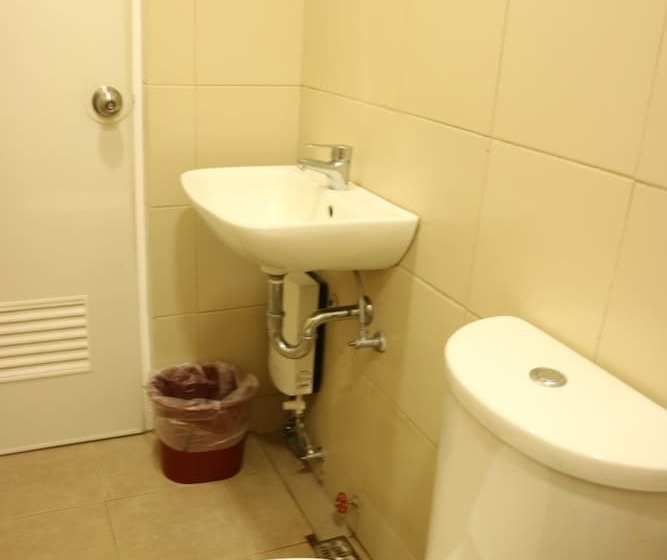 Gateway 21 Hotel And Dormitel