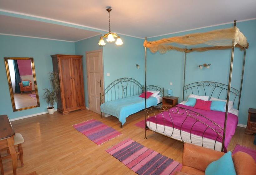 Hostel Grande Sopotiera