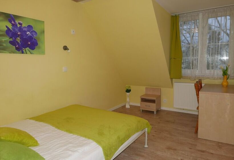 Hostel Grande Sopotiera