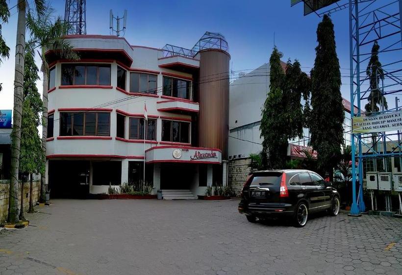 Alexander Hotel Tegal