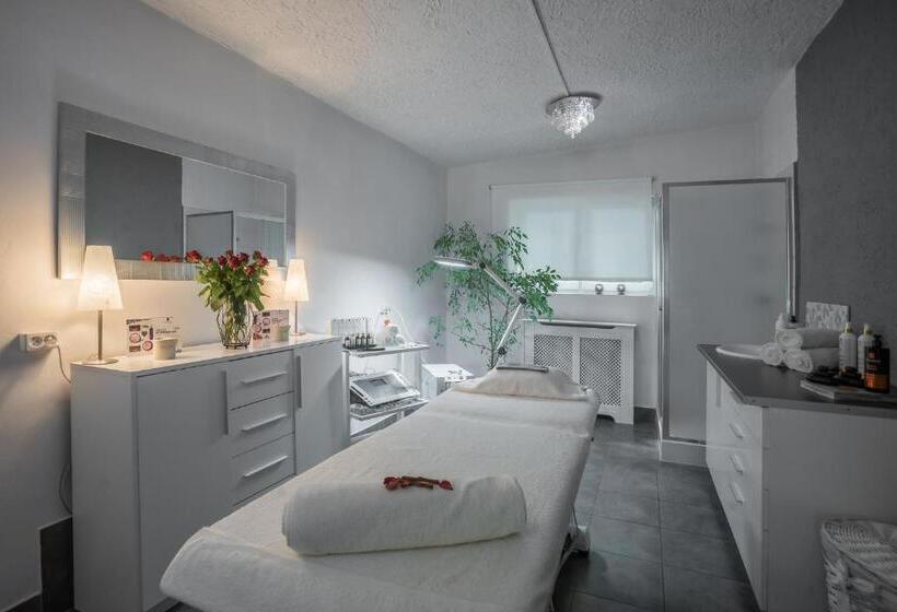 هتل Dom Wczasowy Beskidy