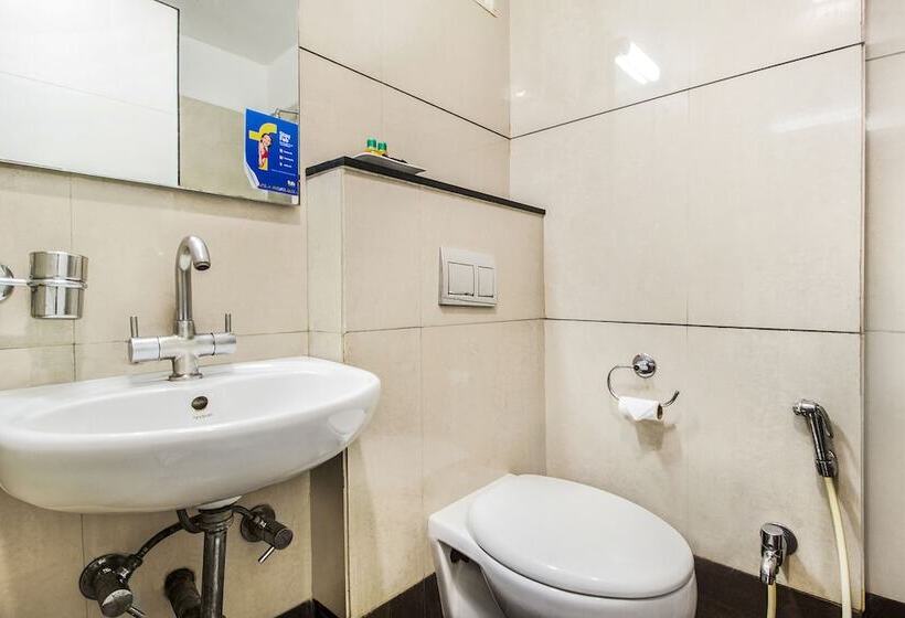 Fabhotel Prime Avenue