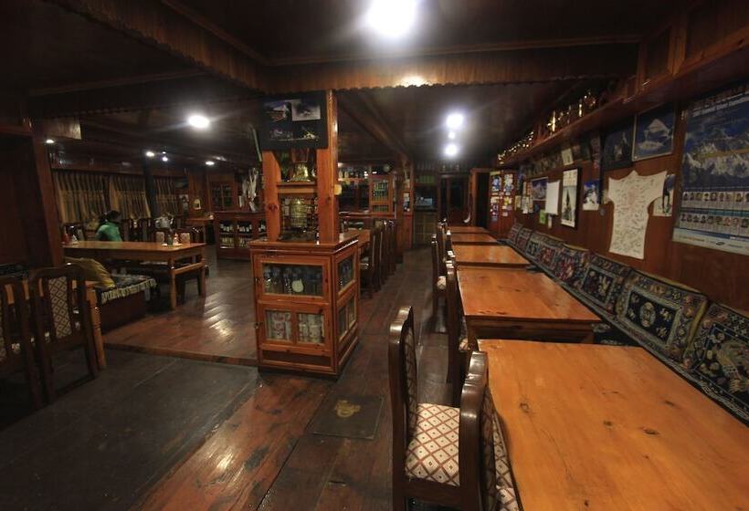 Hotel Himalayan Lodge