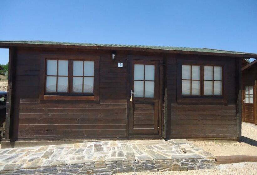 ホテル Monte Do Azibo   Caravan Park