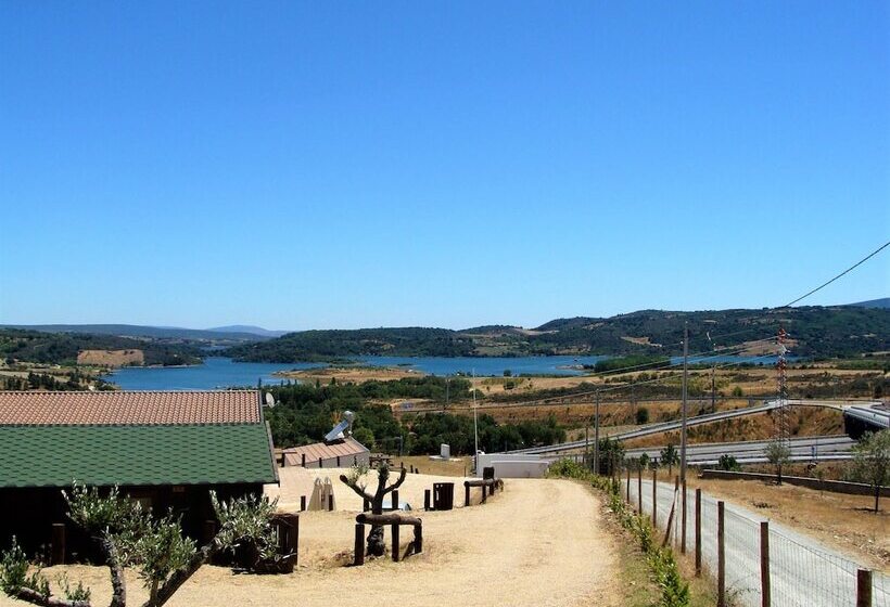 ホテル Monte Do Azibo   Caravan Park