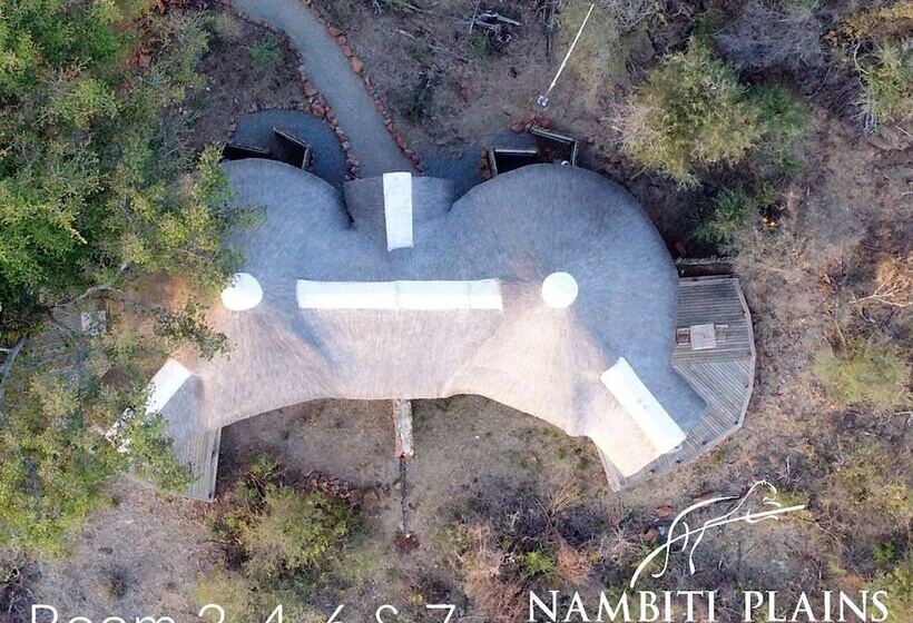 Отель Nambiti Plains Private Game Lodge