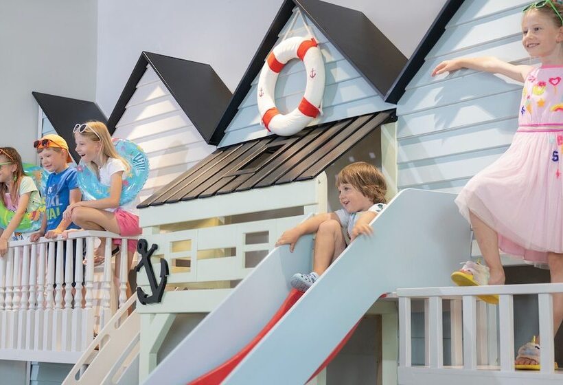 ホテル Neptuno Resort & Spa