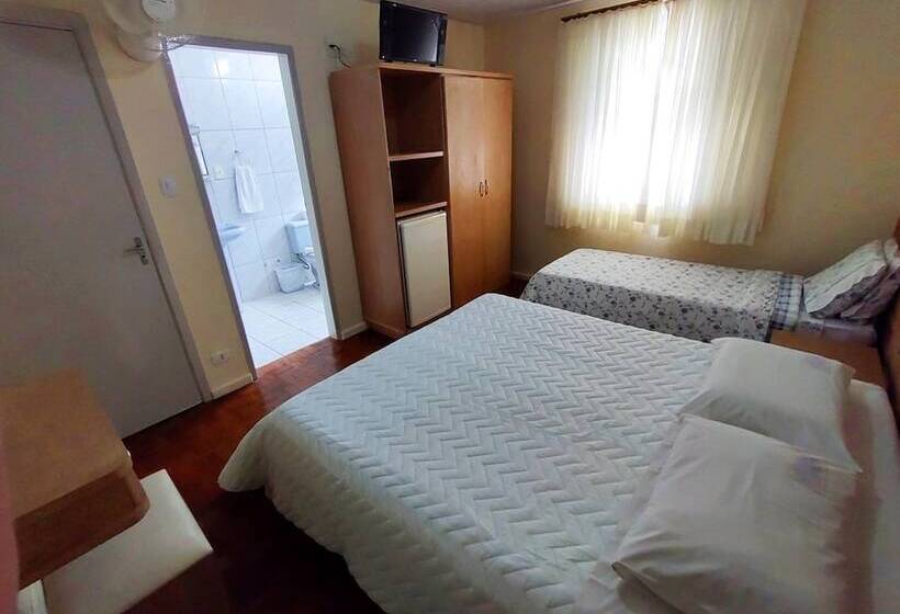 ホテル Pousada águas De Lindoia