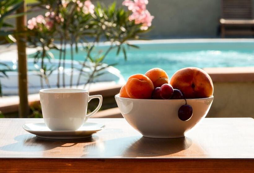 هتل روستایی Agriturismo La Luciana