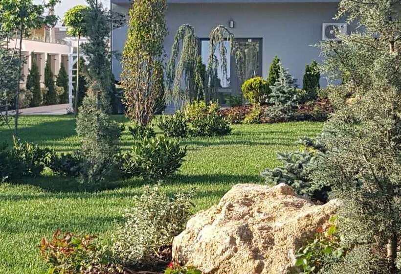 酒店 Sangria Luxury Family