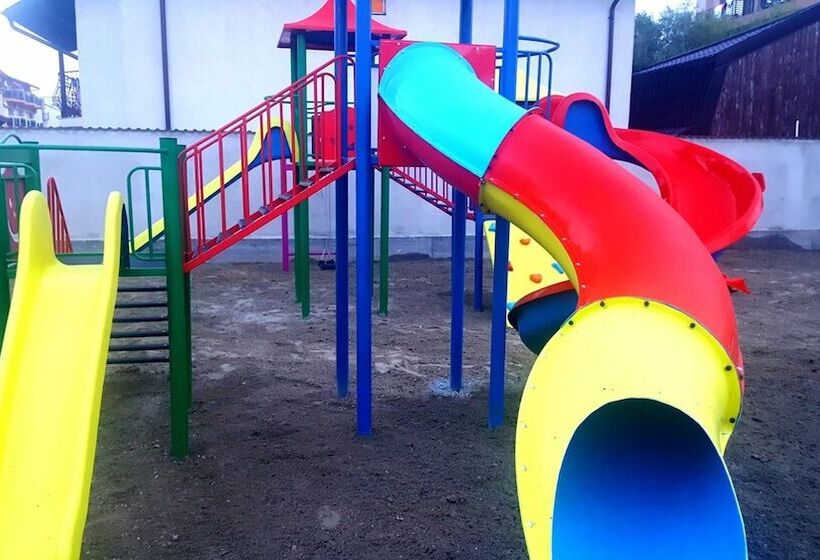 酒店 Sangria Luxury Family