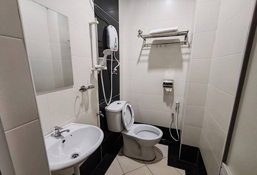 בית מלון כפרי Sri Puchong