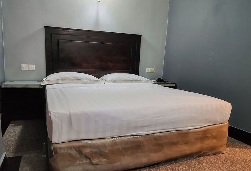 בית מלון כפרי Sri Puchong