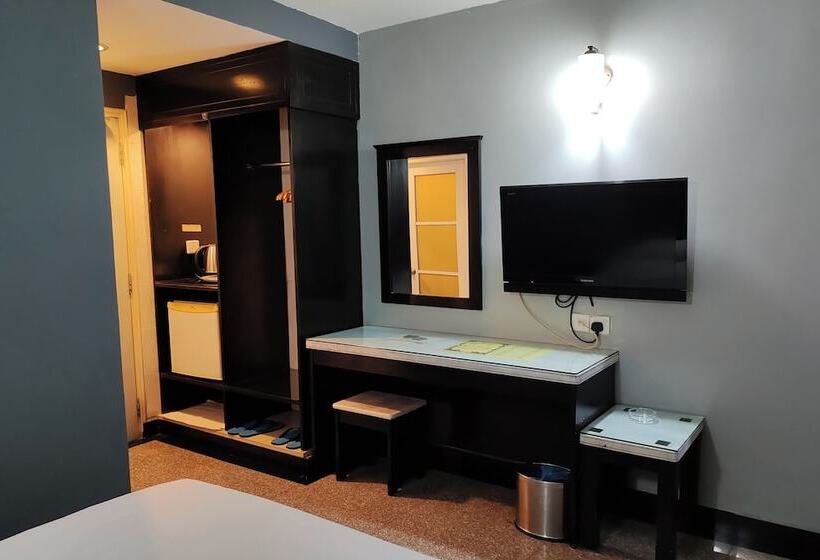 בית מלון כפרי Sri Puchong