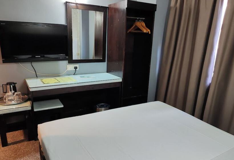 בית מלון כפרי Sri Puchong