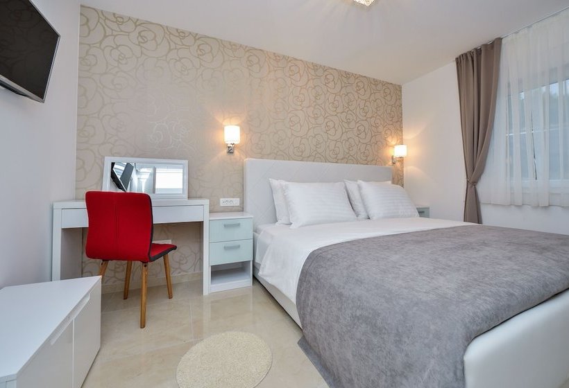 Luxury Apartments Villa Arta