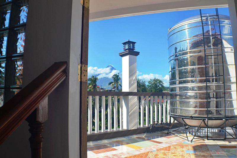 Mayon Backpackers Hostel