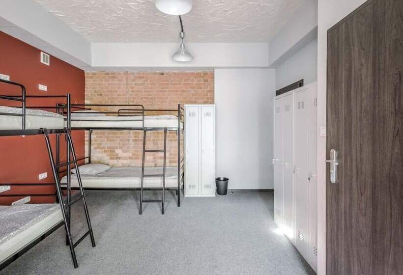 Mish Mash Nowogrodzka   Hostel