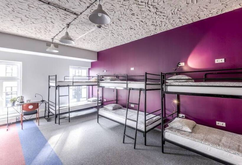 Mish Mash Nowogrodzka   Hostel