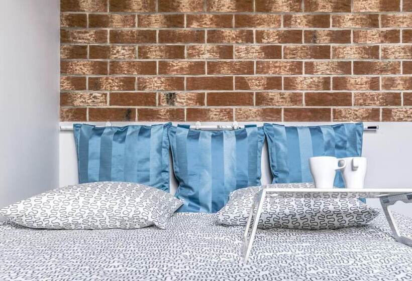 Mish Mash Nowogrodzka   Hostel