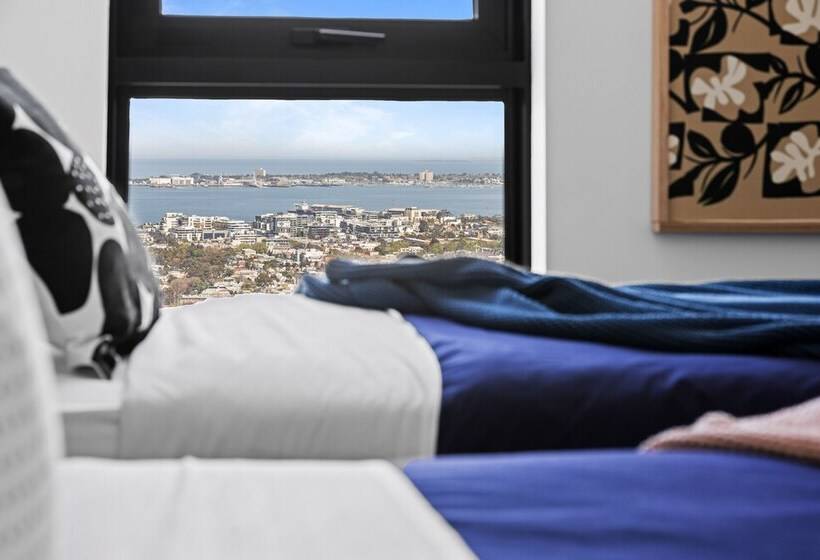 Nook Melbourne Bank Tower Apartments