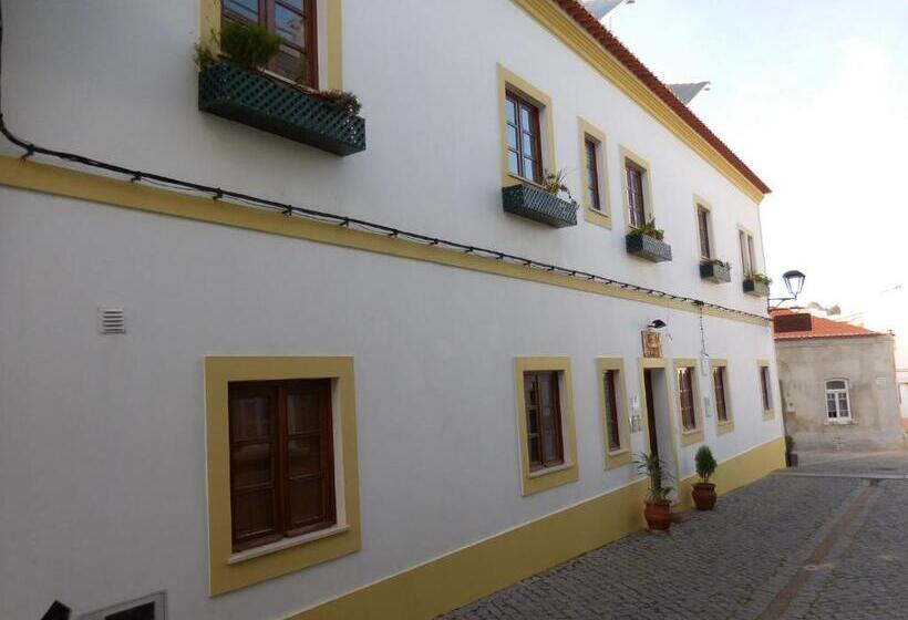 پانسیون Casa De Hóspedes Celeste By Portugalferias