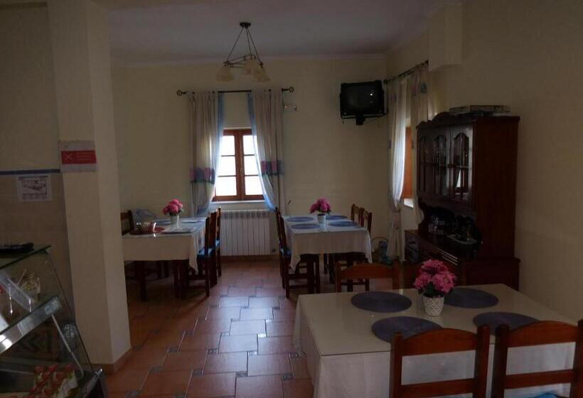 پانسیون Casa De Hóspedes Celeste By Portugalferias