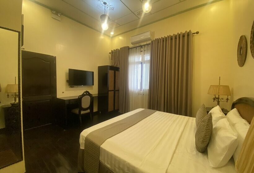 پانسیون Park Avenue Guesthouse 2443