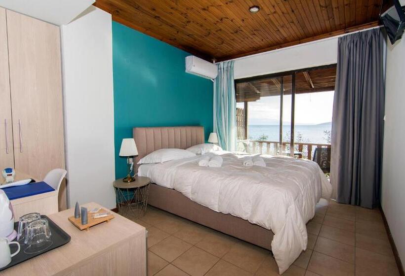 פנסיון Poseidon Apartments