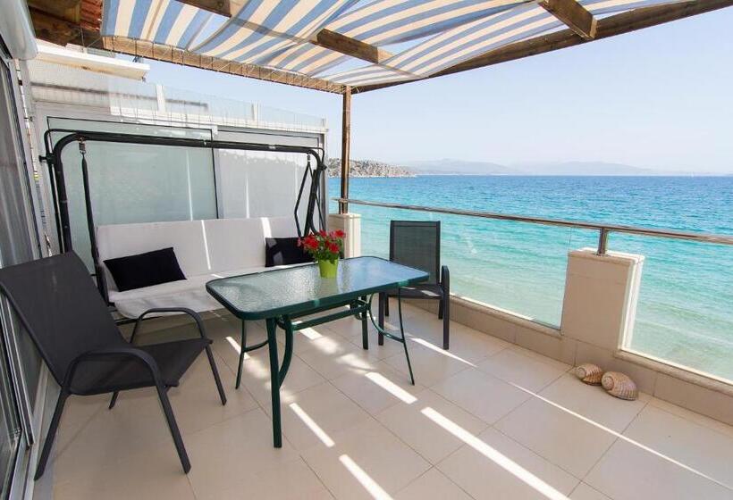 פנסיון Poseidon Apartments