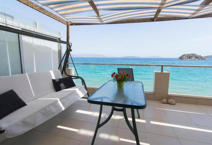 פנסיון Poseidon Apartments