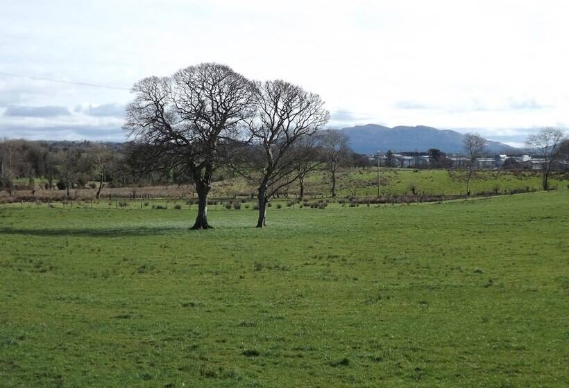 膳宿费 The Red Cottage & Stables