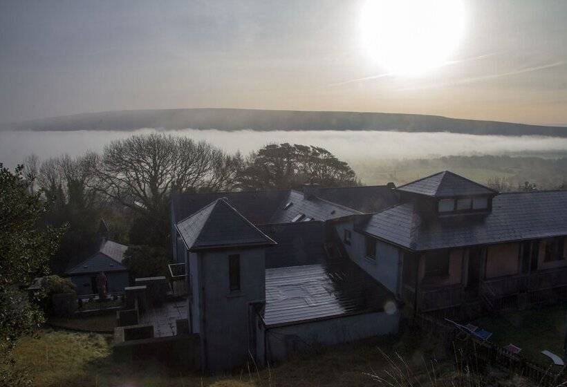 Пансион The Waters Country House