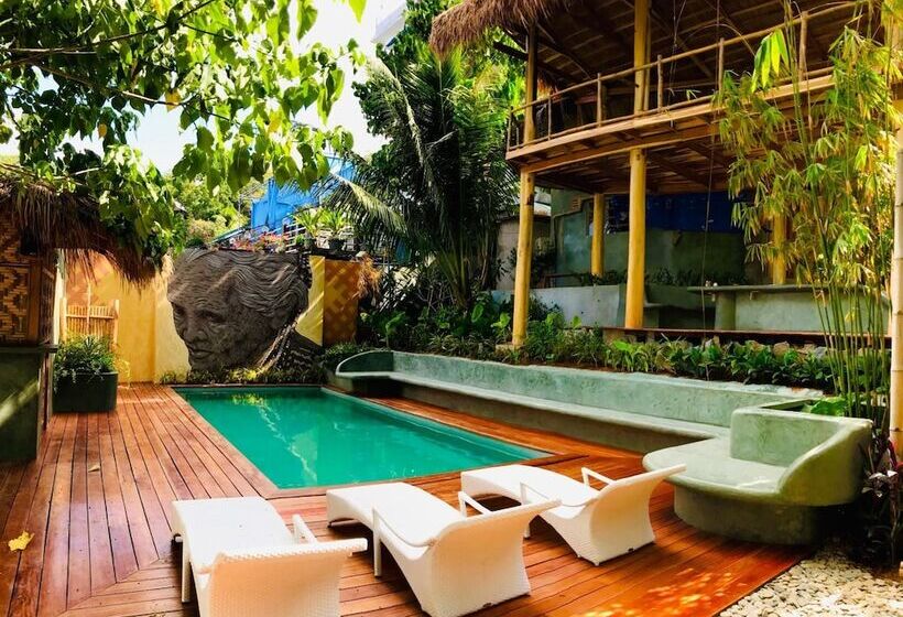 پانسیون Villa Dali Resort