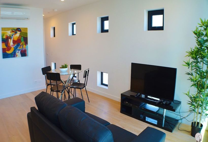 Royal Stays Apartments Clarke St