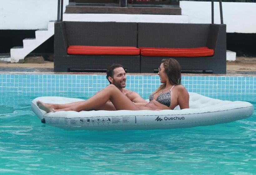 The Barat Tioman Beach Resort