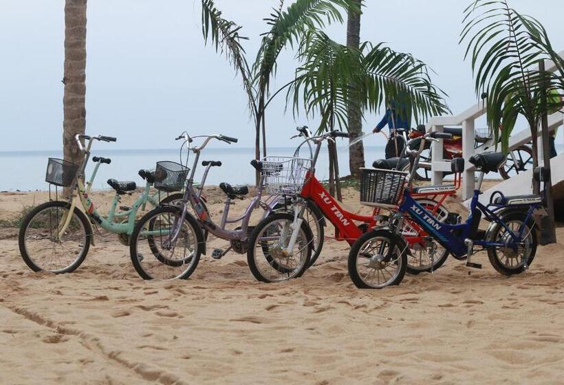 The Barat Tioman Beach Resort