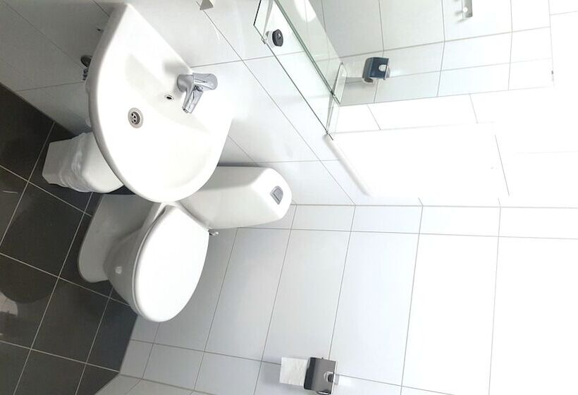 فندق Vestby Park